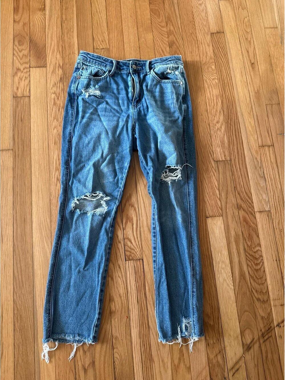 Judy Blue Style JB88736 MD 9/29 with distressing